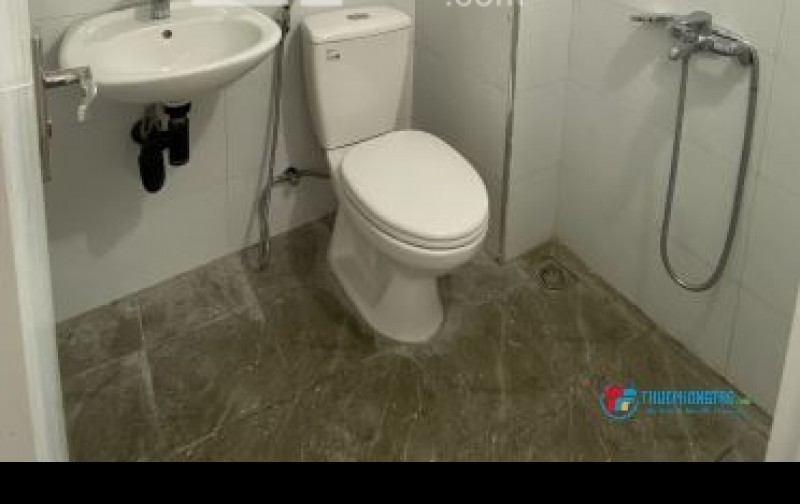 Chính chủ cho thuê lâu dài phòng trọ khép kín riêng biệt nhà trong ngõ 90 Láng Hạ đầy đủ nội thất điều hòa, nóng lạnh, máy giặt….